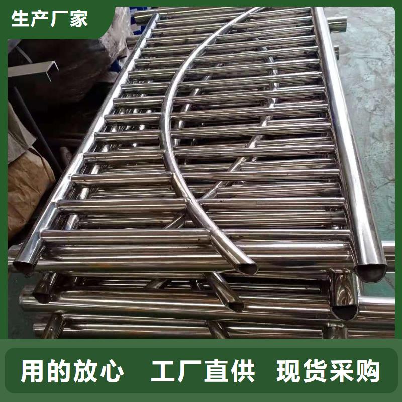 防撞护栏国道抗冲击围栏批发商